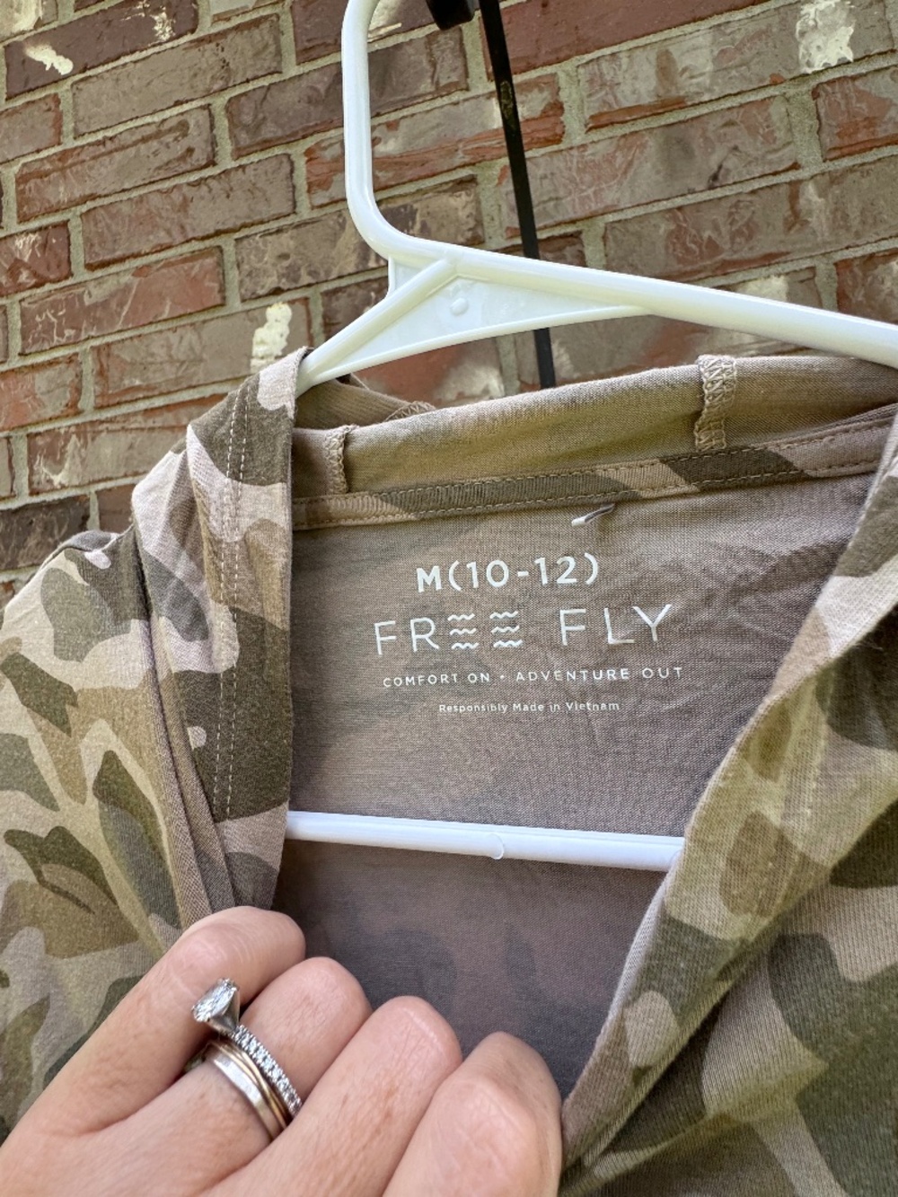 Free Fly Bamboo Sun Hoodie | Size M 10/12 | Camo Sun Hoodie
